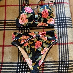 New Floral Bikini 🌸